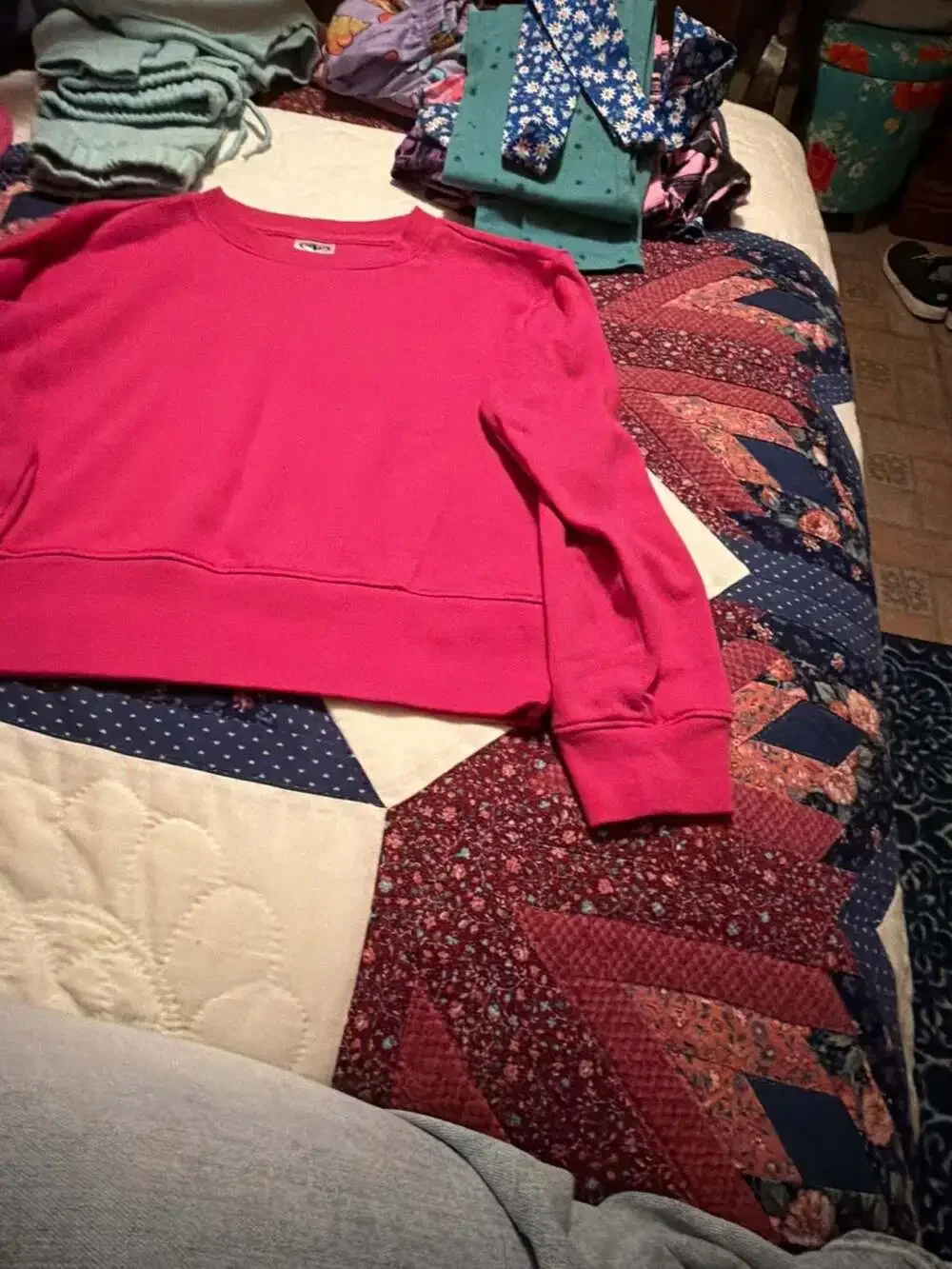 Athletic Works Girls Fleece Crewneck Sweatshirt and Jogger Set